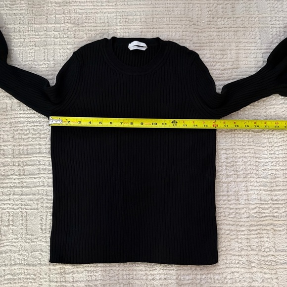 Boss Women's Fantasia Ribbed Bell-Sleeve Wool Sweater - Size Small - Picture 5 of 9